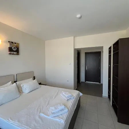 Persani Sluneční pobřeží