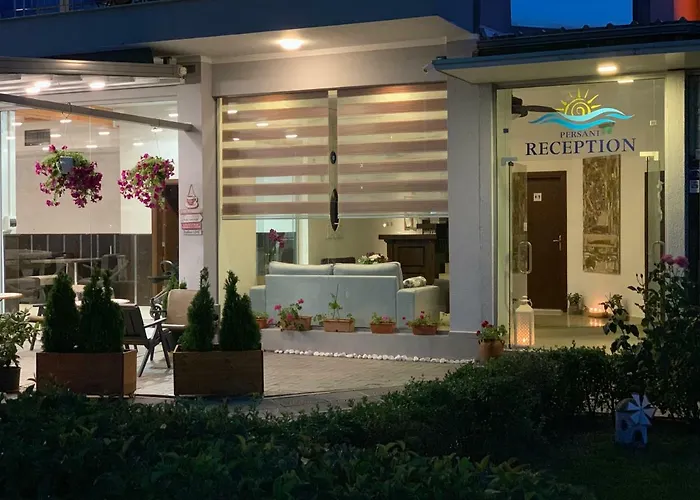 Persani サニービーチ