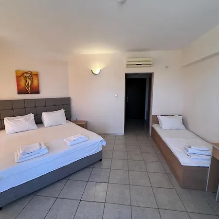 Persani Hotel-free Parking Hotel 2*