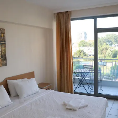 Hotel Persani Sluneční pobřeží