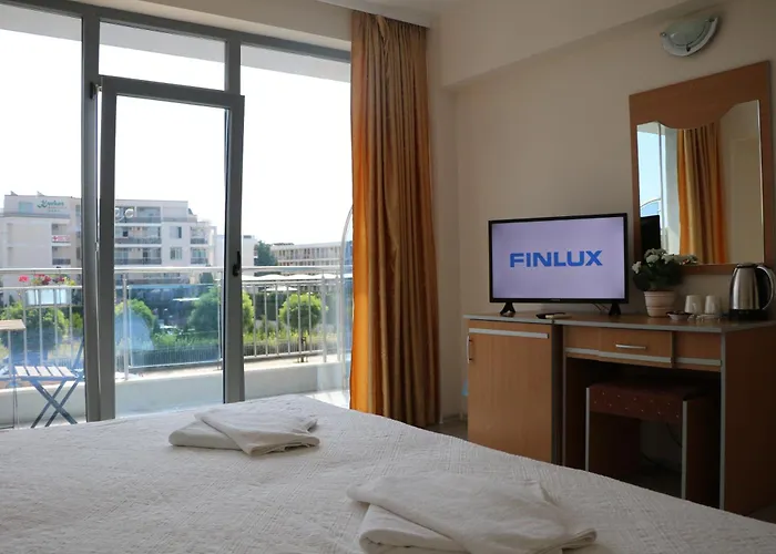 Hotell Persani Slăntjev Brjag